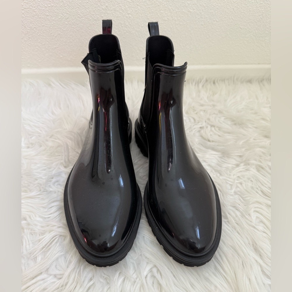 Inc. Raelynn Rain Boots - Picture 2 of 7